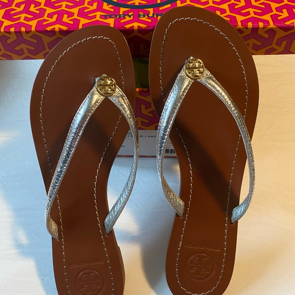 Tory burch sandals